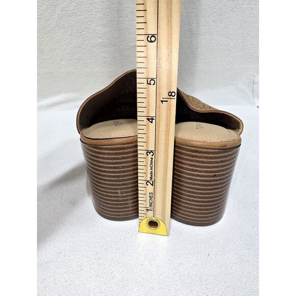 Torrid Women's Cognac Faux Leather Laser Cut Mule Slip On Shoe Size 11.5 Wide - Picture 5 of 7